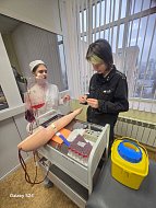 Ершовские школьники получили бесценный опыт на практических занятиях в медуниверситете