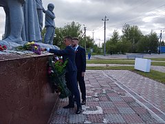 Ершовцы выразили благодарность героям Великой Отечественной и почтили их память