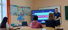 Ершовских школьников призвали «не пожимать виртуальную руку мошенников из Интернета»