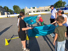Заряд бодрости и хорошего настроения: в Ершове прошли «Веселые старты»