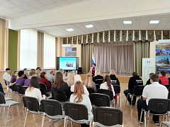 Школа волонтеров подарила ершовским подросткам  день, наполненный добром и новыми  знаниями