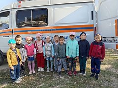 Ершовские дошколята узнали, как работают настоящие герои