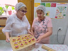 Ершовские «читалочки» играли в «Крокодила» и пекли пироги с малиной