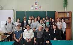 В ершовской школе прошла «классная встреча» двух поколений