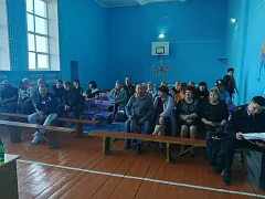 Глава Ершовского района Константин Мызников с рабочим визитом посетил село Чапаевка