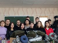 Студенты и швеи Ершовского агролицея продолжают шить маскировочные костюмы для военнослужащих СВО