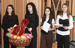 В ершовском «Доброцентре» отмечают 8 Марта по-особенному