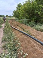 По региональной программе в селе Ершовского района во время ремонта водопровода установили колодцы и пожарный гидрант