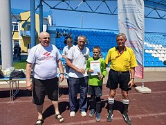 На стадионе "Юность " г. Ершова прошел зональный этап XX соревнований по дворовому футболу на кубок губернатора