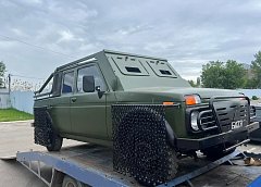 Высокопроходимые автомобили для СВО собрали в Саратовской области 