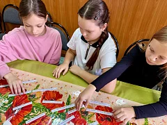 «В мире слов»: дети стали главными героями праздника ко Дню языков народов России в ершовском КЦСОН
