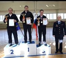 Ершовская команда ОМВД показала достойные результаты в областном чемпионате по гиревому двоеборью