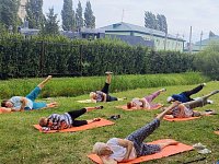 Йога – к активности дорога: спортивные практики для ершовцев старшего поколения