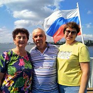 Символ государственности России — на фото ершовцев