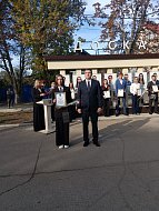 Признание достижений: в Ершове торжественно открыли Доску почета молодежи