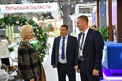 Глава региона Роман Бусаргин рассказал о достижениях саратовских аграриев в интервью «Россия-24»