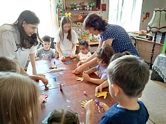 Ершовский кукольный театр «Лукоморье» продолжает радовать дошколят новыми постановками