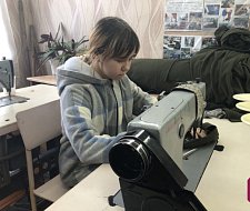 В  Ершове  мастера и студенты агролицея поставили на поток пошив изделий для СВО