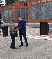 Память и честь: в Ершове отметили День ветеранов боевых действий