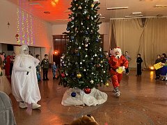 В Ершове настоящий праздник подарили детям из малообеспеченных семей и участников СВО