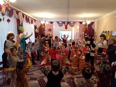 В детском саду "Аленушка" г. Ершова прошел фестиваль дружбы народов "Мы будем в мире, дружбе жить"