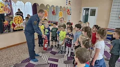 Спички детям не игрушки: ершовским дошколятам рассказали о пожарной безопасности