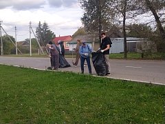 Чистота начинается с каждого: в Ершове стартовал месячник по благоустройству