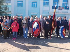 На площади им.Г.К.Жукова в г. Ершове прошел торжественный митинг, посвященный Дню Победы