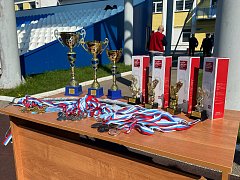 Футбольный турнир, посвященный 80-летию Победы, прошел на стадионе "Юность" г. Ершова