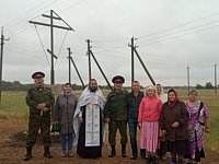 15 июля в ершовском селе прошла церемония освящения Поклонного креста