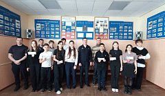 Отряд «Юный друг полиции» школы № 2 города Ершова побывал в отделе полиции