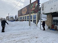 В Ершове проверили коммерческие объекты на соблюдение требований по вывозу снега