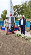 В поселке Южном состоялось торжественное открытие памятника героям ВОВ 