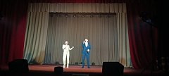 Перед ершовцами выступили ведущие солисты Саратовской концертной организации «Поволжье»