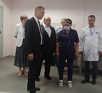 Глава региона отметил успехи Ершовского здравоохранения