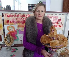 У ершовцев на праздничном столе русские блины соседствовали с пышными казахскими баурсаками