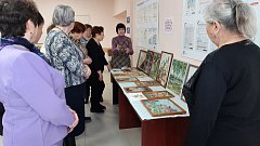 Ершовских женщин поздравили на праздничной программе «От всей души»