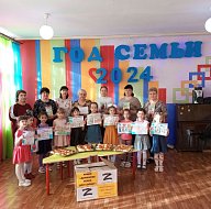 Коллектив детсада г. Ершова решил порадовать солдат СВО домашней выпечкой