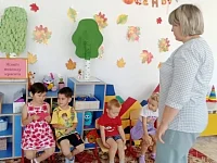 Юных читателей Ершовского района пригласили на познавательно-развлекательную программу «Живет повсюду красота»