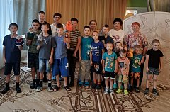 Ершовцы старшего возраста побывали в гостях у детей