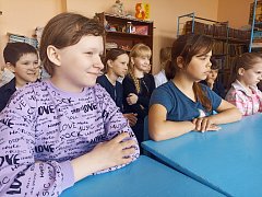 В День поэзии ершовские школьники читали и слушали стихи