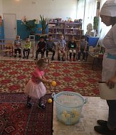 В детском саду с. Новорепное малыши приняли участие в программе "Здоровым быть здорово"