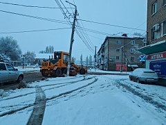 В Ершове дорожная техника вышла на улицы