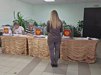Сегодня в Ершове проголосовали избиратели, прибывшие в нашу область из новых регионов РФ