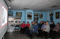 КЦСОН Ершовского района организовал кинопоказ и серию акций