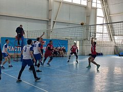 В Ершове прошел волейбольный турнир, посвященный юбилеям города и района