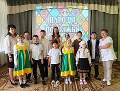 В Ершовском реабилитационном центре прошел музыкальный вечер «Калейдоскоп танцев народов Поволжья»