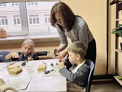 Гончарное дело в Ершове: школа №2 открывает творческие горизонты