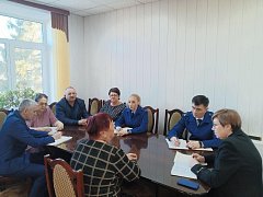 Глава Ершовского района Светлана Зубрицкая провела прием по личным вопросам для членов семей мобилизованных граждан