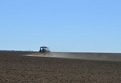 Ершовские сельхозпредприятия перевыполняют план по севу